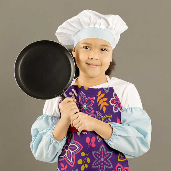 Simple Floral Kid's Aprons - Medium - Lifestyle