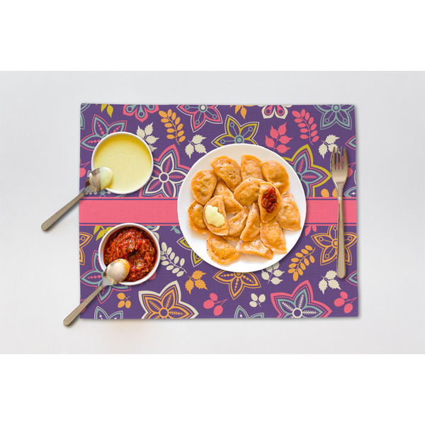 Simple Floral Linen Placemat - Lifestyle (single)