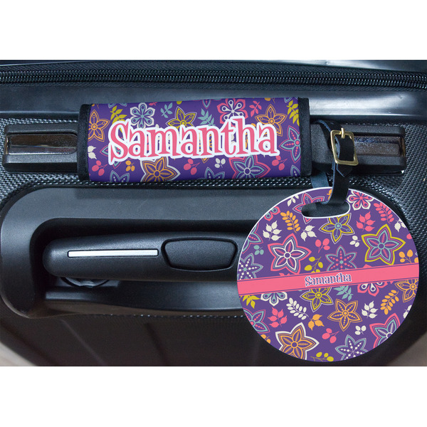 Simple Floral Round Luggage Tag & Handle Wrap - In Context