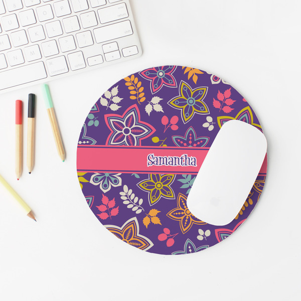 Simple Floral Round Mousepad - LIFESTYLE 2