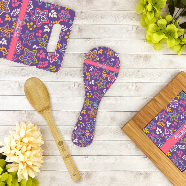 Simple Floral Spoon Rest Trivet - LIFESTYLE