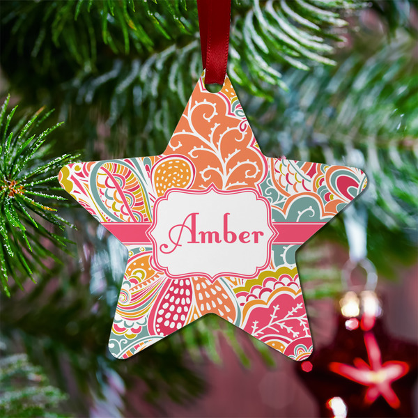 Abstract Foliage Metal Star Ornament - Lifestyle