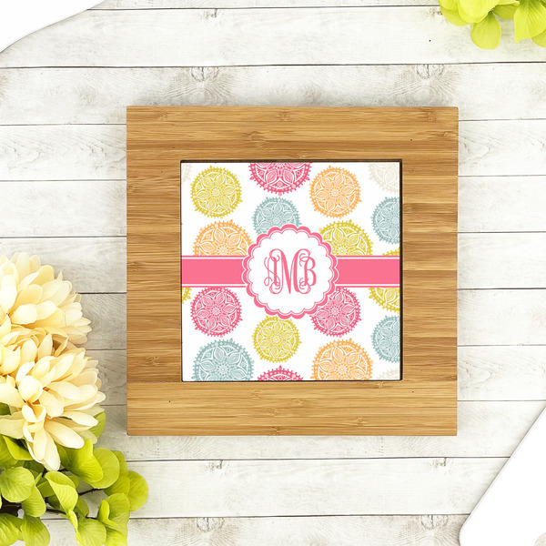 Doily Pattern Bamboo Trivet with 6" Tile - LIFESTYLE
