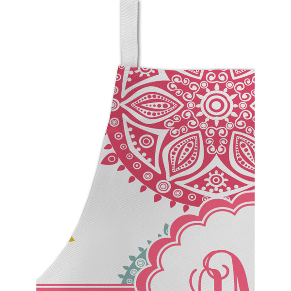 Doily Pattern Kid's Aprons - Detail