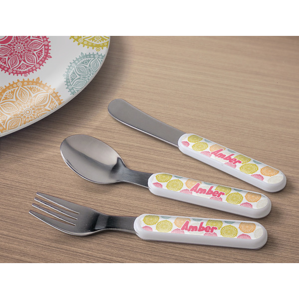 Doily Pattern Kids Flatware w/ Plate