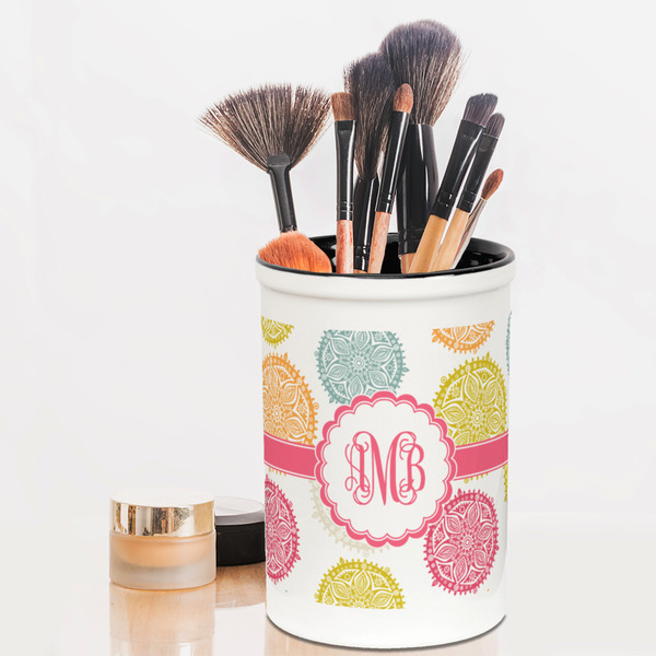 Doily Pattern Pencil Holder - LIFESTYLE makeup