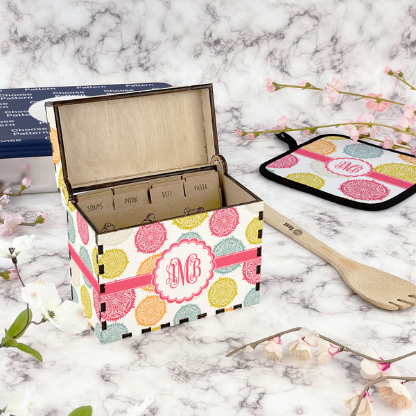 Doily Pattern Recipe Box - Full Color - In Context