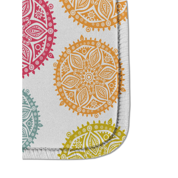 Doily Pattern Sanitizer Holder Keychain - Detail