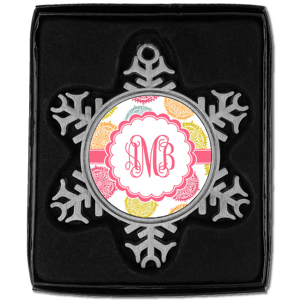 Doily Pattern Vintage Snowflake - In box