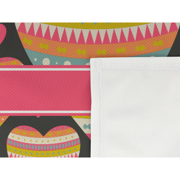 Hearts Cooling Towel- Detail