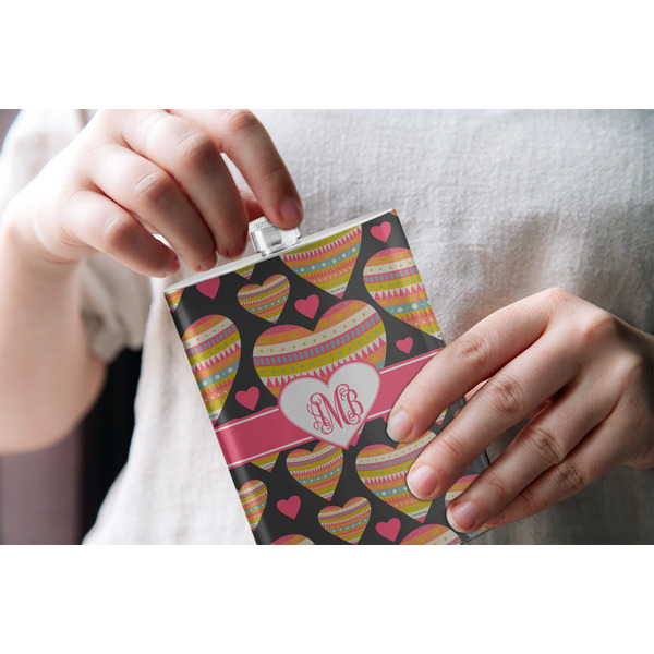 Hearts Stainless Steel Flask - LIFESTYLE 1