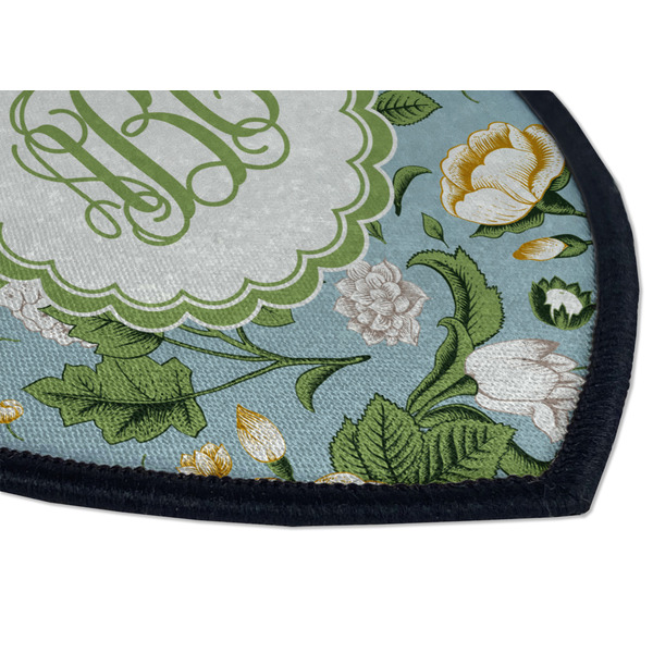 Vintage Floral Iron on Shield 3 Detail