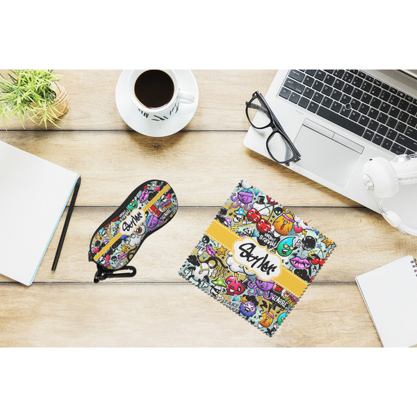 Graffiti Eyeglass Case and Cloth Set - LIFESTYLE