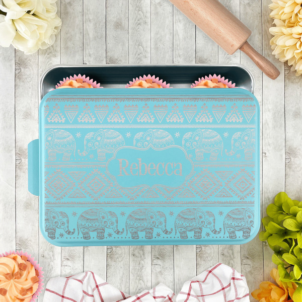 Baby Elephant Aluminum Baking Pan - Teal Lid - LIFESTYLE