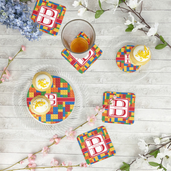 Building Blocks Plastic Party Dinner Plates - In Context