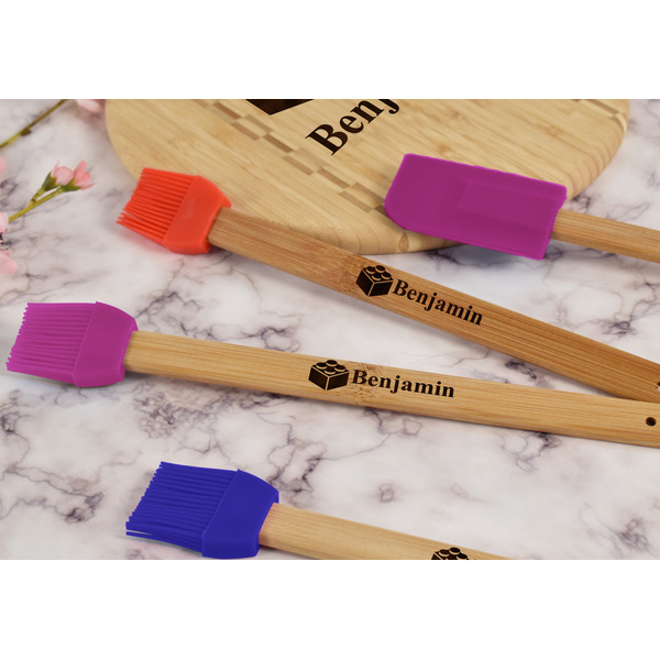 Building Blocks Silicone Brush - Purple - Lifestyle