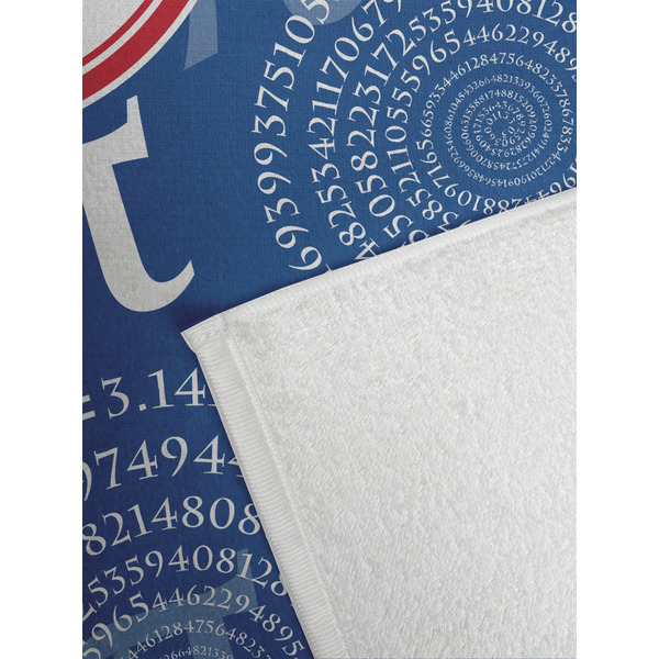 PI Golf Towel - Detail