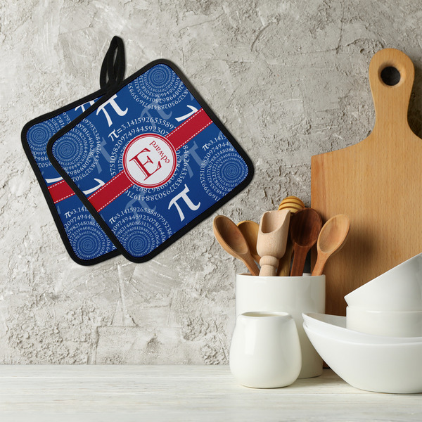 PI Neoprene Pot Holder - Set of 2  LIFESTYLE