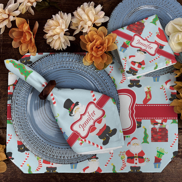 Santas w/ Presents Dining Set