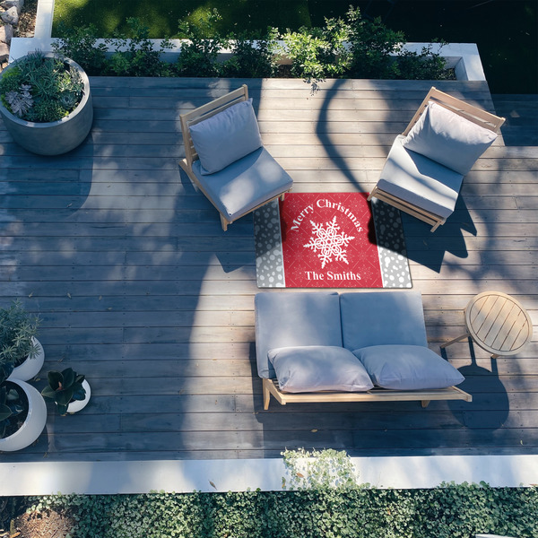 Snowflakes 3'x5' Patio Rug - In Context