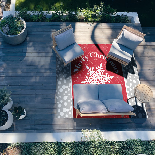 Snowflakes 8'x10' Patio Rug - In context