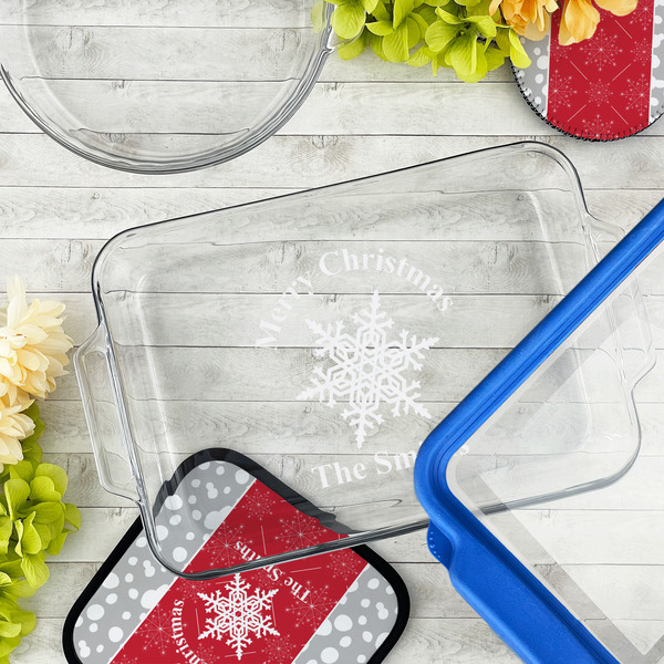 Snowflakes Glass Baking Dish - LIFESTYLE (13x9)