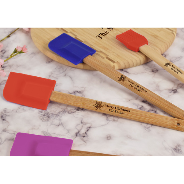 Snowflakes Silicone Spatula - Red - Lifestyle