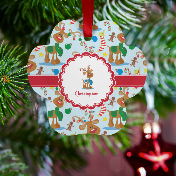 Reindeer Metal Paw Ornament - Lifestyle