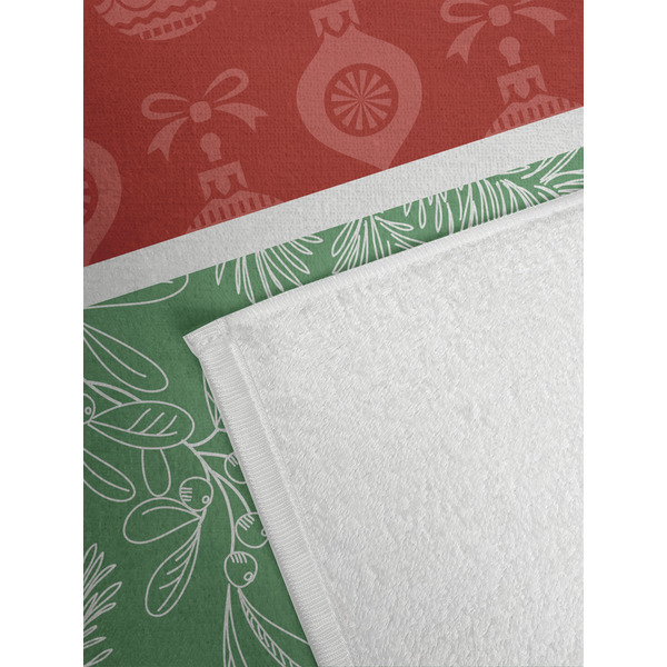 Christmas Holly Golf Towel - Detail