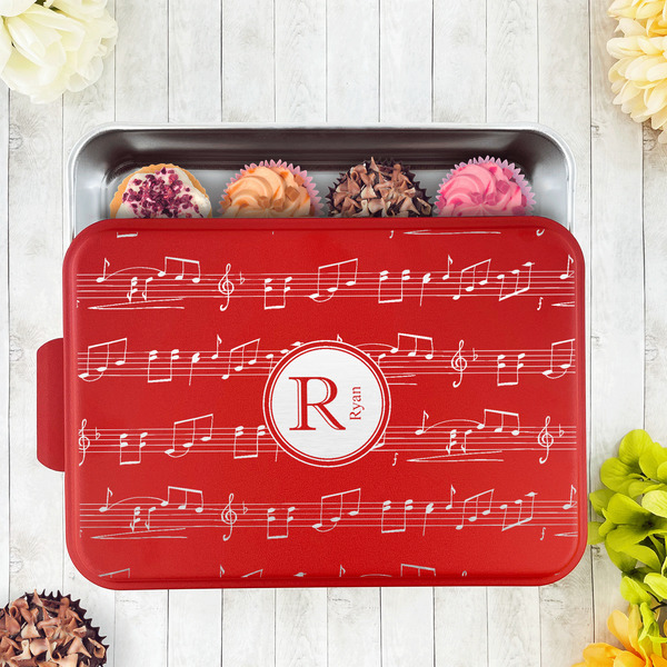 Musical Notes Aluminum Baking Pan - Red Lid - LIFESTYLE
