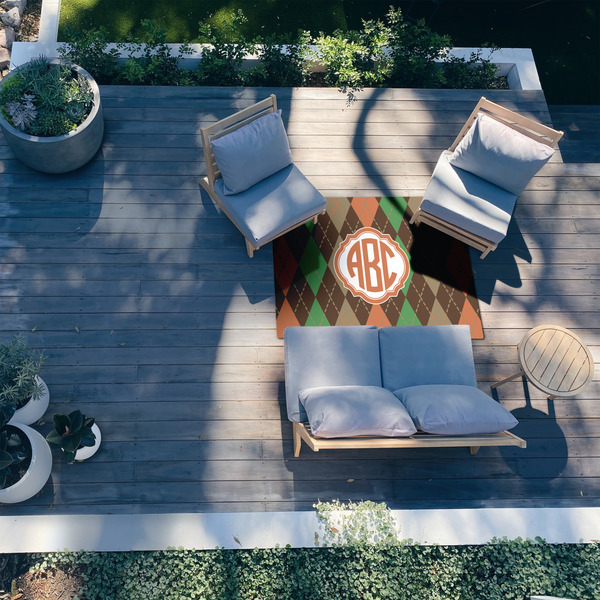 Brown Argyle 4'x6' Patio Rug - In context