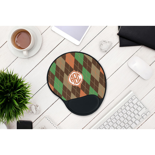 Brown Argyle Mouse Pad with Wrist Rest - LIFESYTLE 1