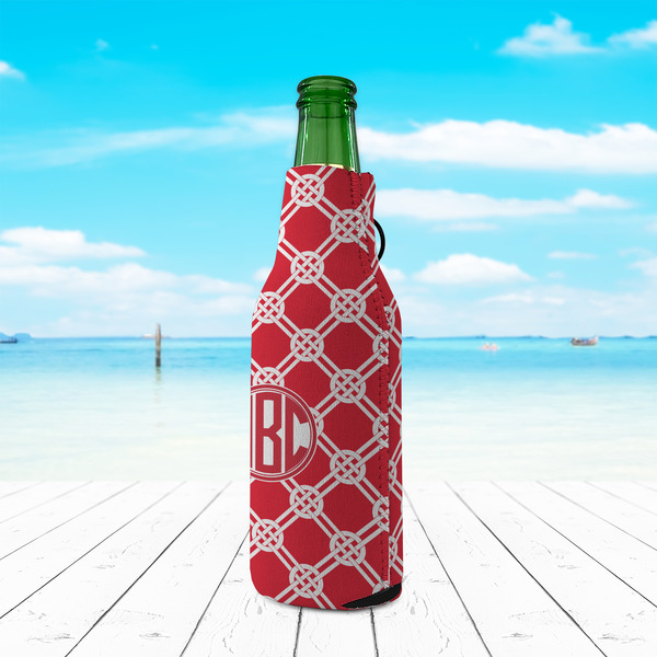 Celtic Knot Zipper Bottle Cooler - LIFESTYLE