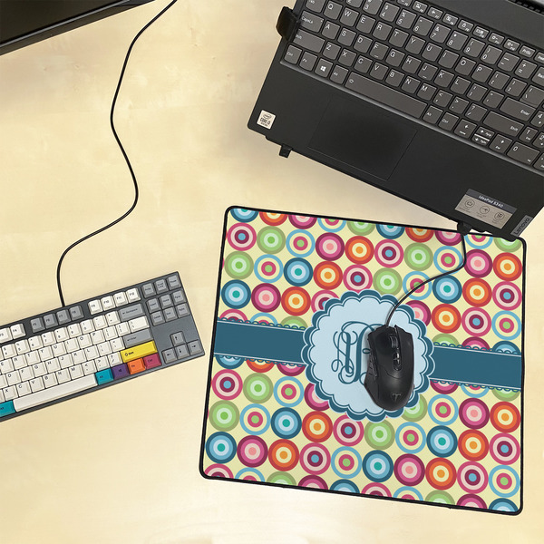 Retro Circles Medium Gaming Mats - LIFESTYLE