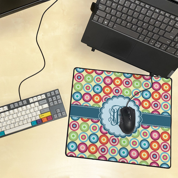 Retro Circles Medium Gaming Mats - LIFESTYLE