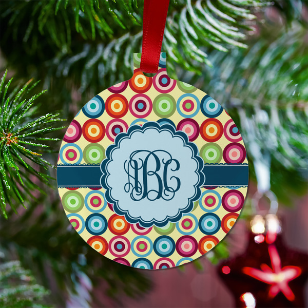 Retro Circles Metal Ball Ornament - Lifestyle