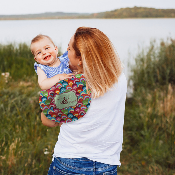 Retro Fishscales Peanut Shaped Burp - Lifestyle