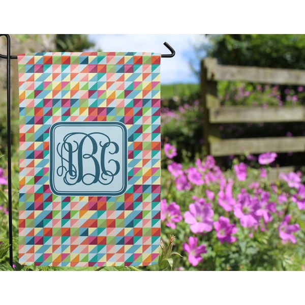Retro Triangles Garden Flag - Outside In Flowers