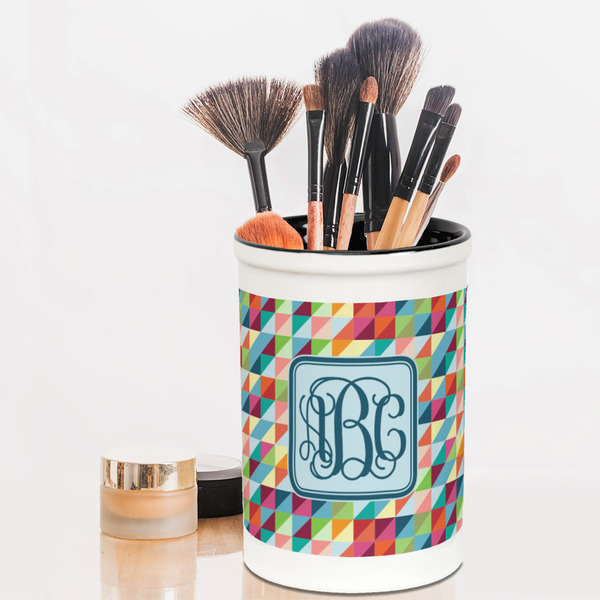 Retro Triangles Pencil Holder - LIFESTYLE makeup