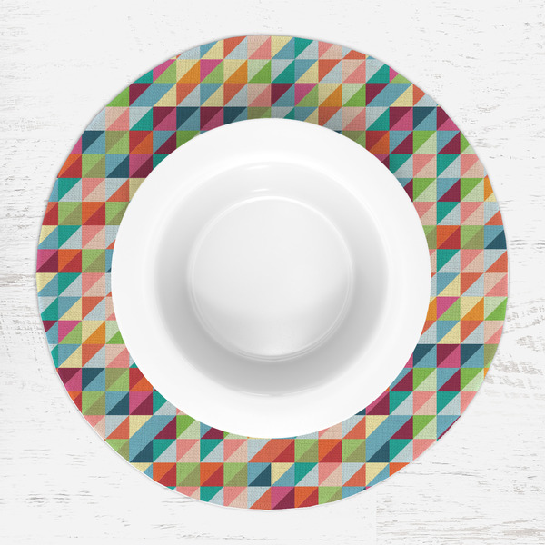 Retro Triangles Round Linen Placemats - LIFESTYLE (single)