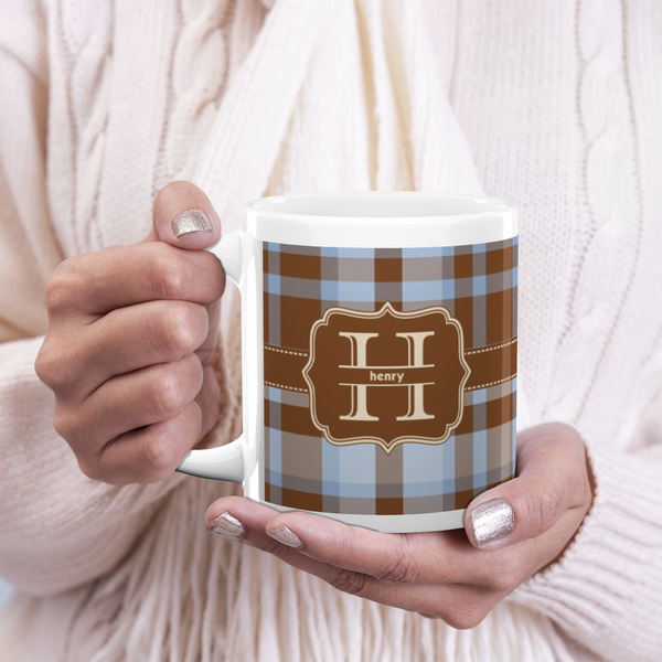 Two Color Plaid 20oz Coffee Mug - LIFESTYLE