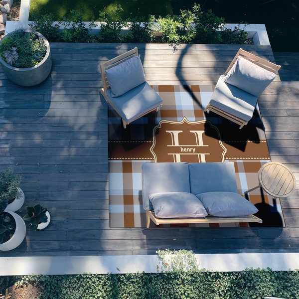 Two Color Plaid 8'x10' Patio Rug - In context