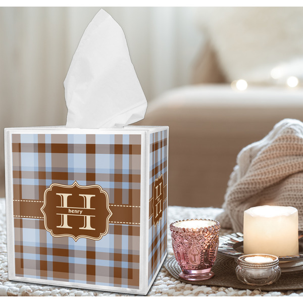 Two Color Plaid Tissue Box - LIFESTYLE