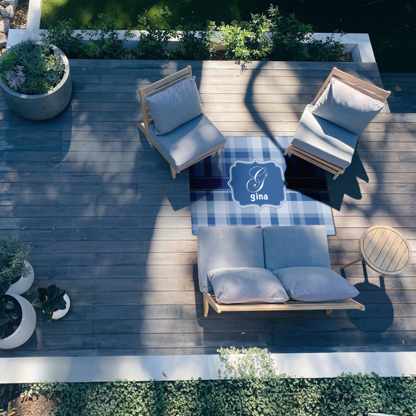 Plaid 4'x6' Patio Rug - In context