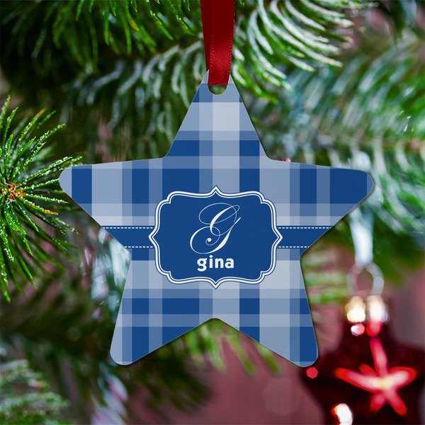 Plaid Metal Star Ornament - Lifestyle