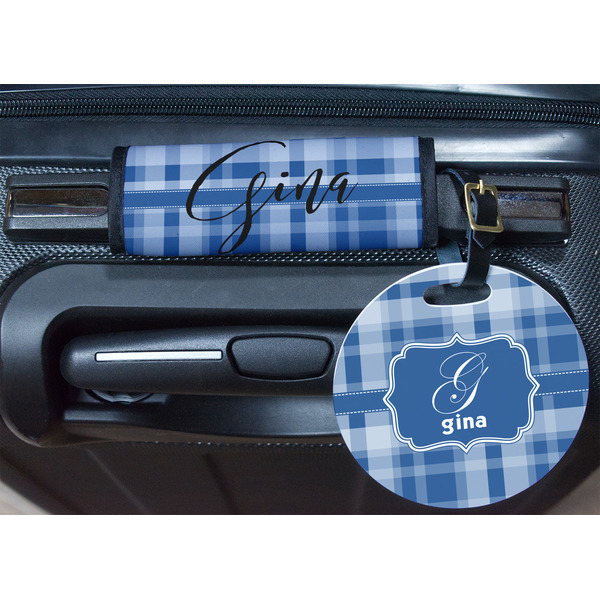 Plaid Round Luggage Tag & Handle Wrap - In Context