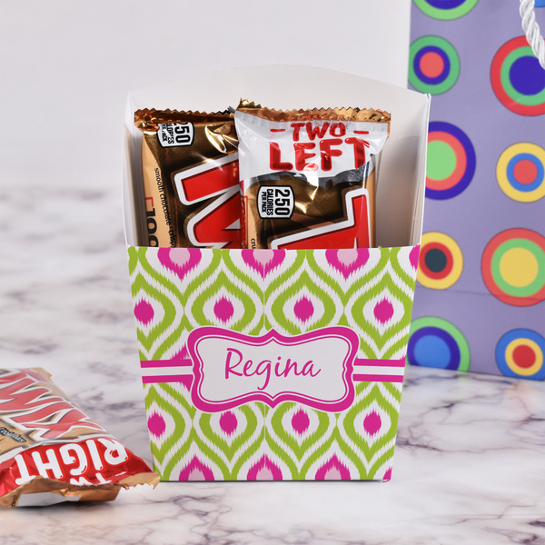 Ogee Ikat French Fry Favor Box - w/ Treats View