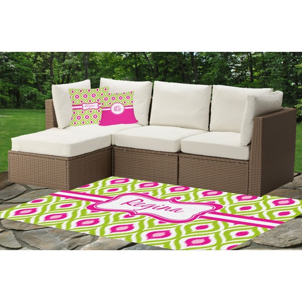 Ogee Ikat Outdoor Mat & Cushions