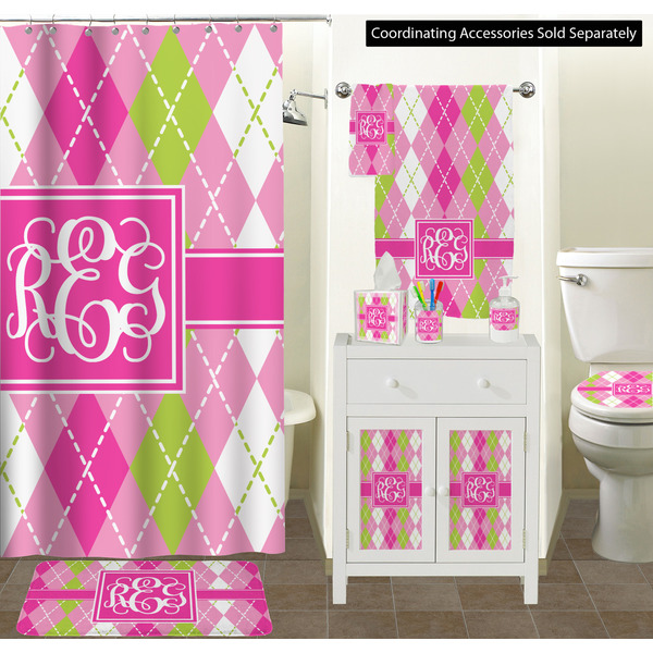 Pink & Green Argyle Bathroom Scene