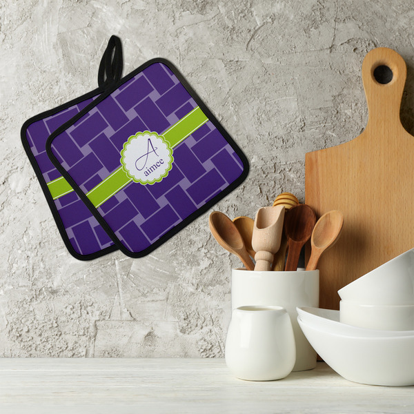 Waffle Weave Neoprene Pot Holder - Set of 2  LIFESTYLE